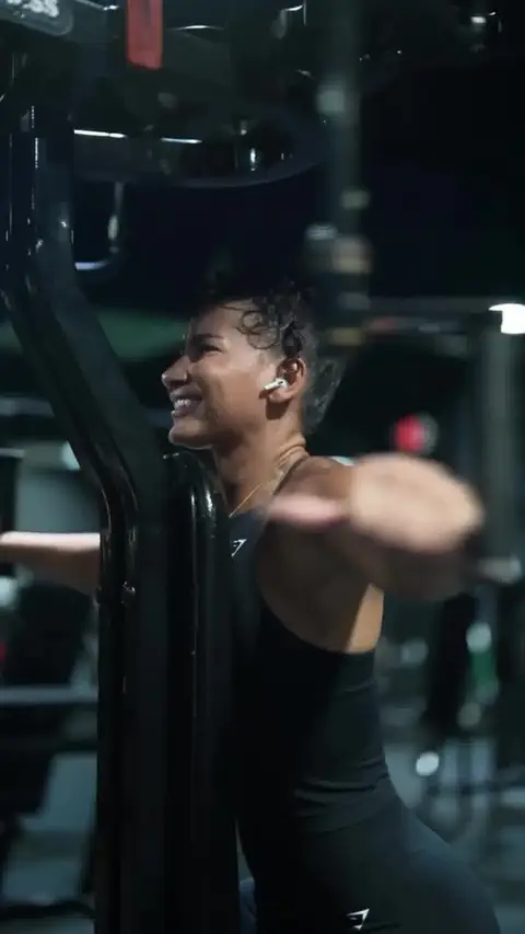 Gymshark Women ad: Shop Everyday Seamless 🖤