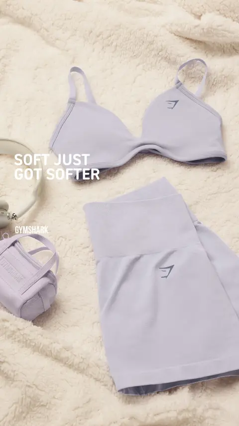 Gymshark Women ad: The soft drop ☁️
