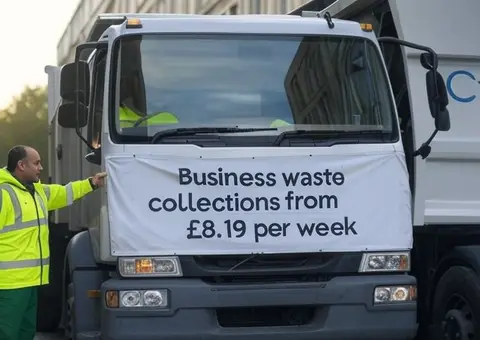 BestCompare ad: Business Waste Collection 🏆