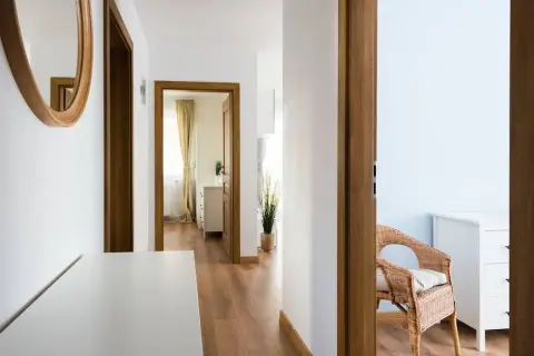 Hotels.com ad: Apartinfo Apartments - Blue Side Family