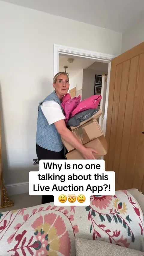 Whatnot ad: Has anyone else shopped on whatnot yet? I’m addjcted 😩😅 #onlineauction…