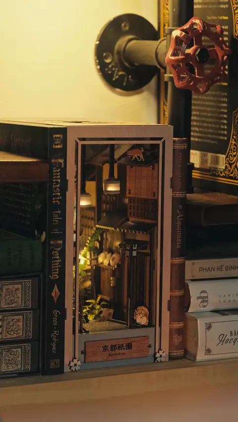 Anavrin ad: The Gift Everyone Falls in Love With ❤️