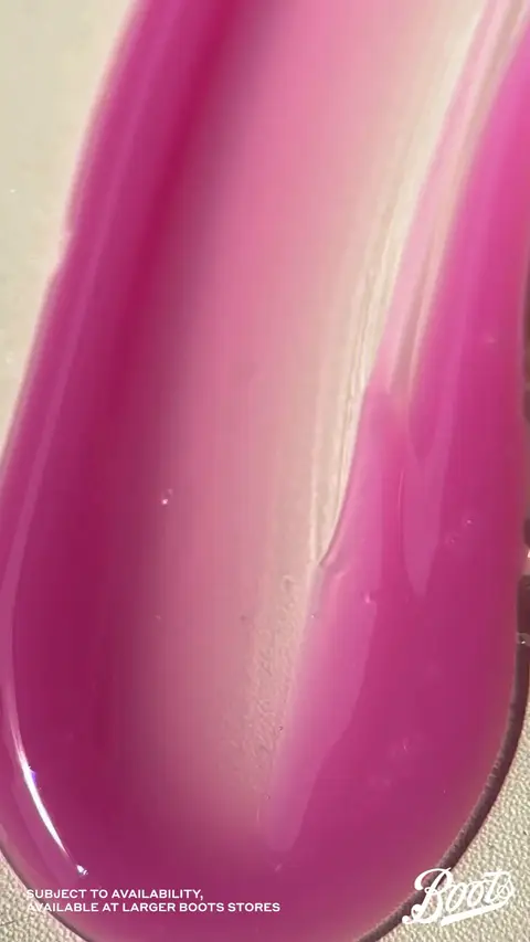 Boots UK ad: Plumped Up Peptides