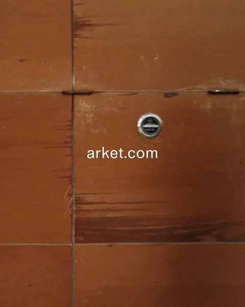 ARKET ad: ARKET: A more beautiful autumn