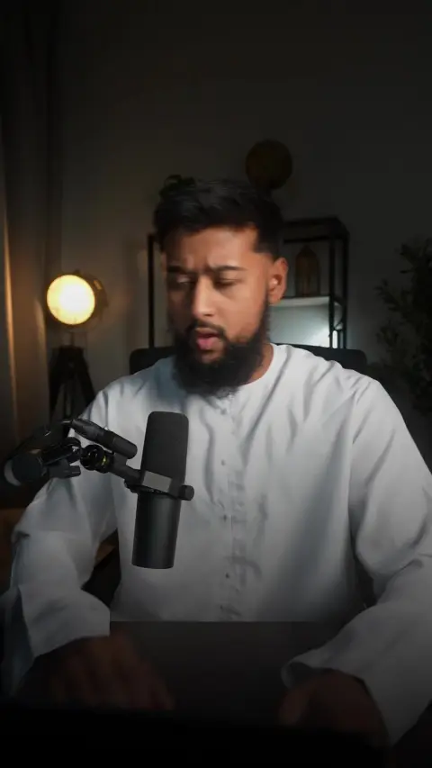 The Muslimpreneur ad: Looking to Start a Halal Online Business?