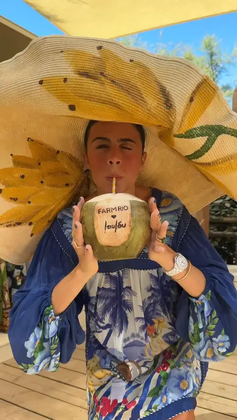 FARM Rio Global ad: FARM RIO TAKES @loulourestaurants 💛 feeling rio 🇧🇷