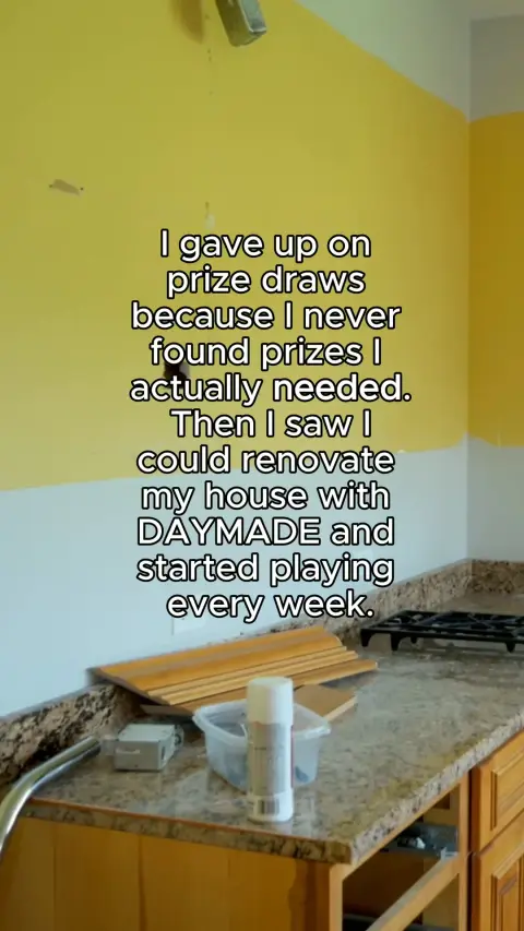 Daymade ad: Choose from over 400 prizes!
