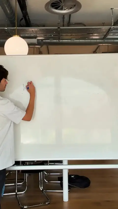 Daymade ad: {{product.name}}