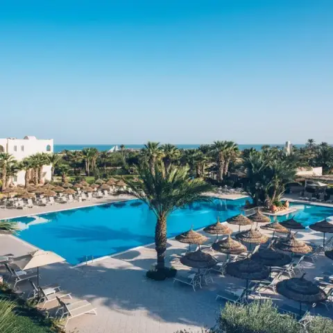 Iberostar Beachfront Resorts ad: Iberostar Beachfront Resorts