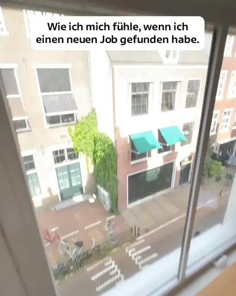 Indeed ad: Dein nächster Job wartet.